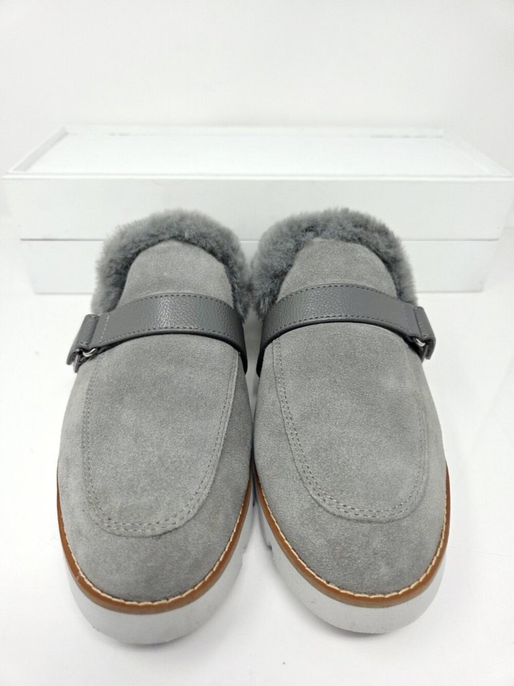 Vionic Shoes Women 8 Kailen Mules Gray Suede Shearling Lining Lug Sole Slides - Picture 3 of 9